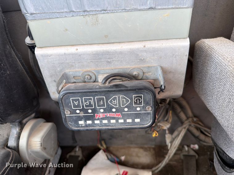 image for item FK4054 2007 Peterbilt 357 sewer jetter truck