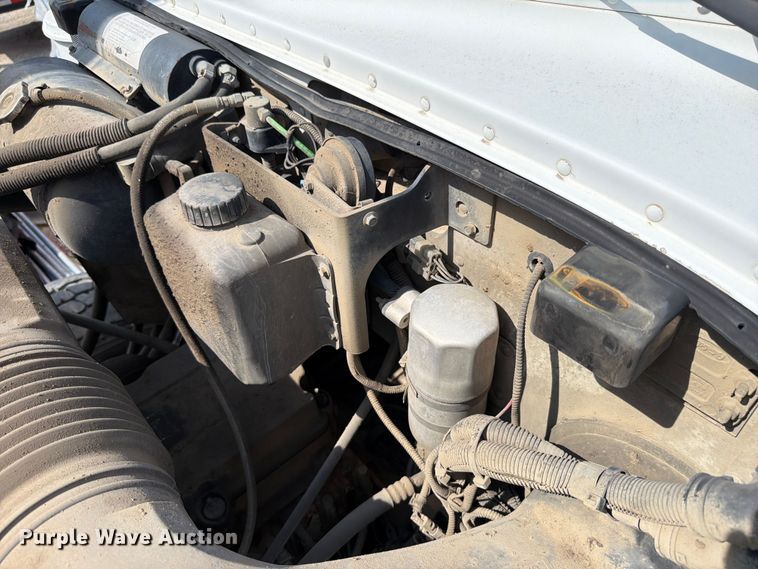 image for item FK4054 2007 Peterbilt 357 sewer jetter truck
