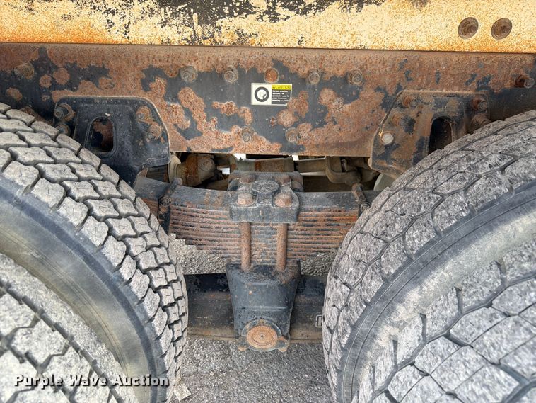 image for item FK4054 2007 Peterbilt 357 sewer jetter truck