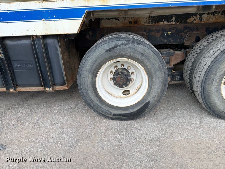 image for item FK4054 2007 Peterbilt 357 sewer jetter truck