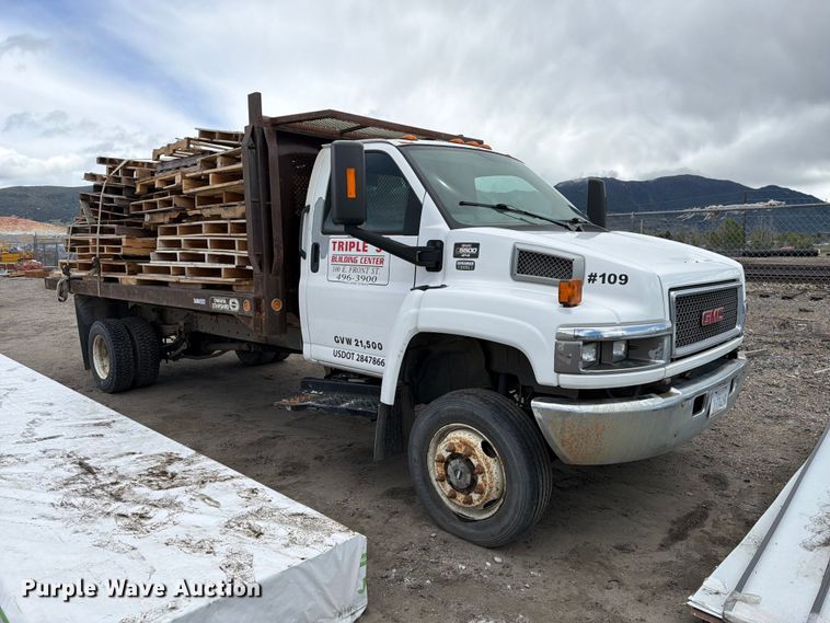 image for item FK4502 2007 GMC C5500 dump flatbed truck