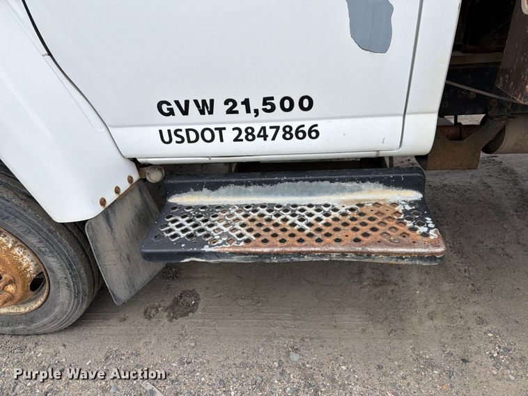 image for item FK4502 2007 GMC C5500 dump flatbed truck