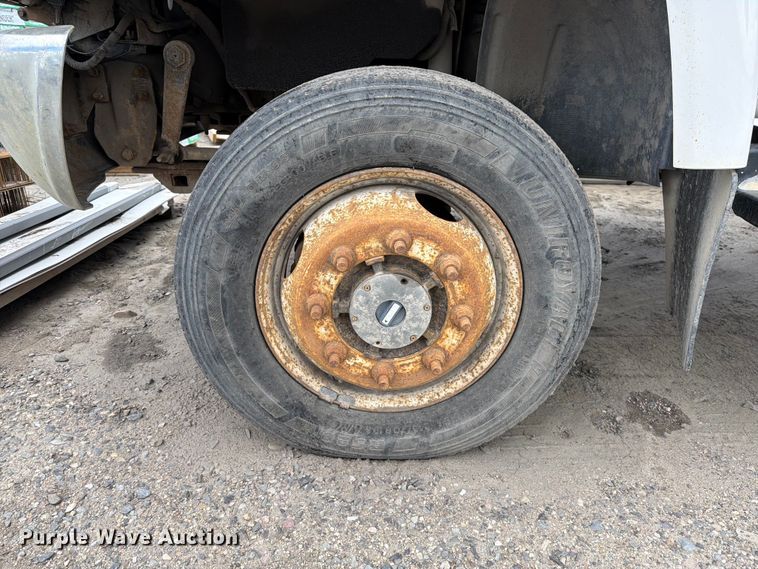 image for item FK4502 2007 GMC C5500 dump flatbed truck