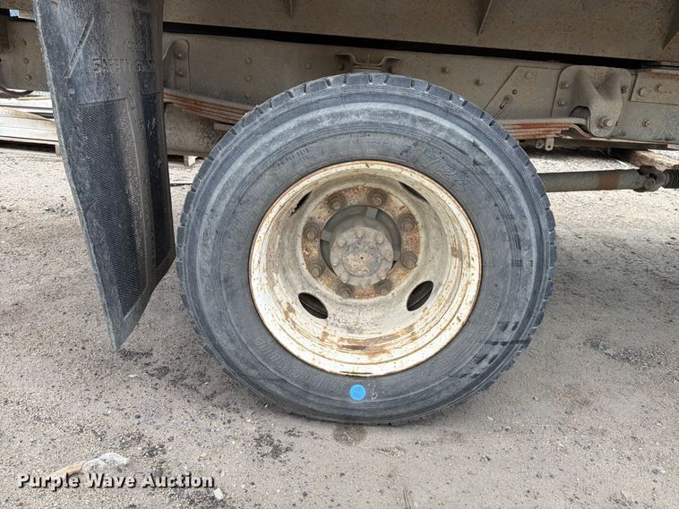 image for item FK4502 2007 GMC C5500 dump flatbed truck