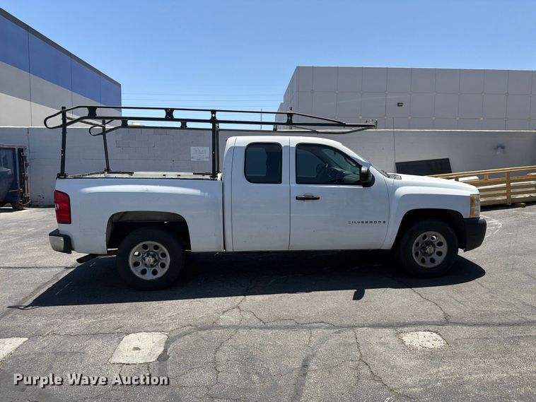 image for item FK4536 2007 Chevrolet Silverado 1500 Ext. Cab pickup truck
