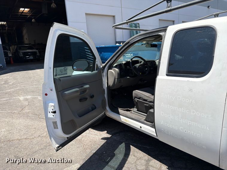 image for item FK4536 2007 Chevrolet Silverado 1500 Ext. Cab pickup truck