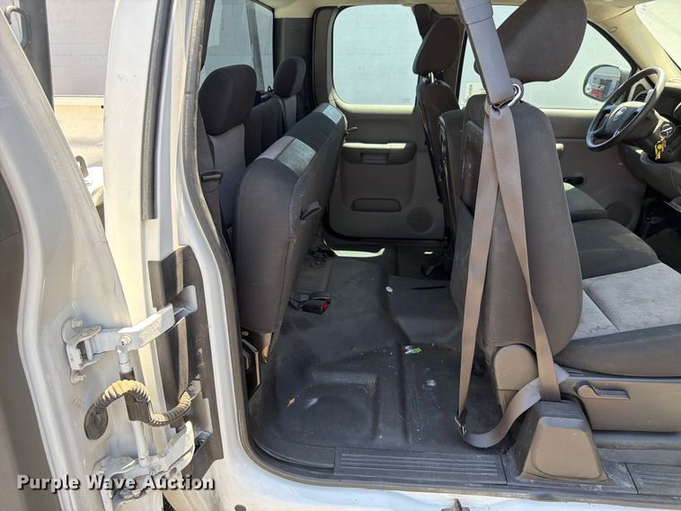 image for item FK4536 2007 Chevrolet Silverado 1500 Ext. Cab pickup truck