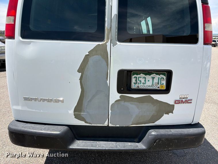 image for item FM7535 2009 GMC Savana G2500 van