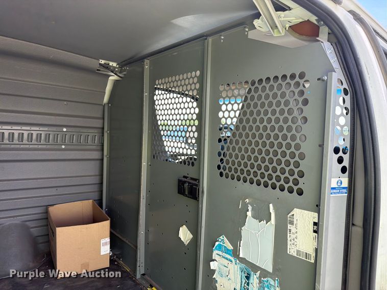 image for item FM7535 2009 GMC Savana G2500 van