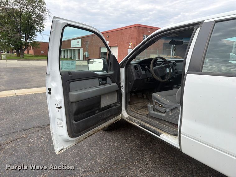 image for item FM7553 2012 Ford F150 Ext. Cab pickup truck