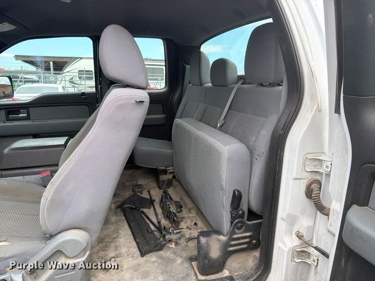 image for item FM7553 2012 Ford F150 Ext. Cab pickup truck