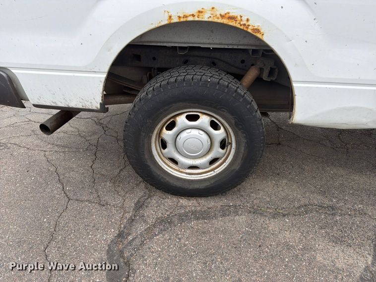 image for item FM7553 2012 Ford F150 Ext. Cab pickup truck