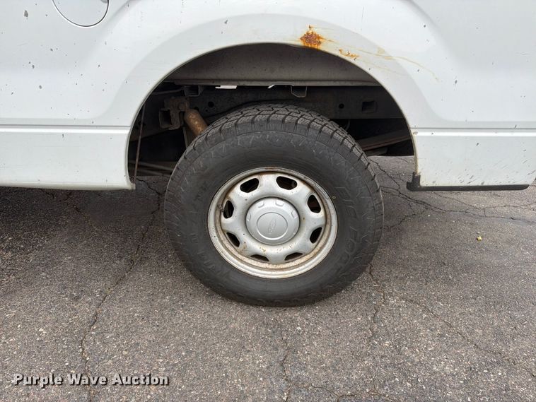 image for item FM7553 2012 Ford F150 Ext. Cab pickup truck