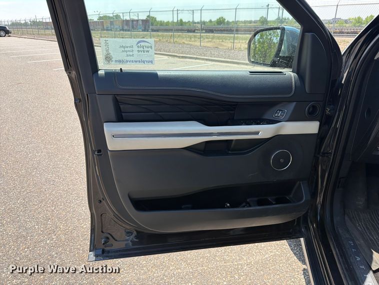 image for item FM7554 2018 Ford Expedition SUV
