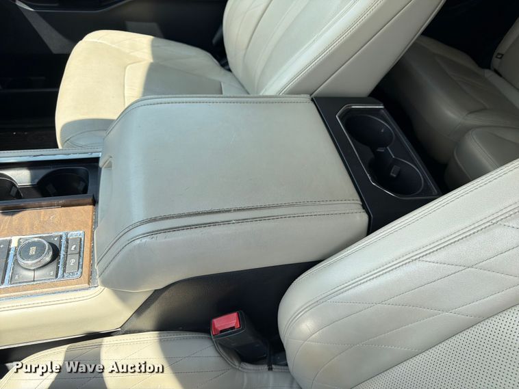 image for item FM7554 2018 Ford Expedition SUV