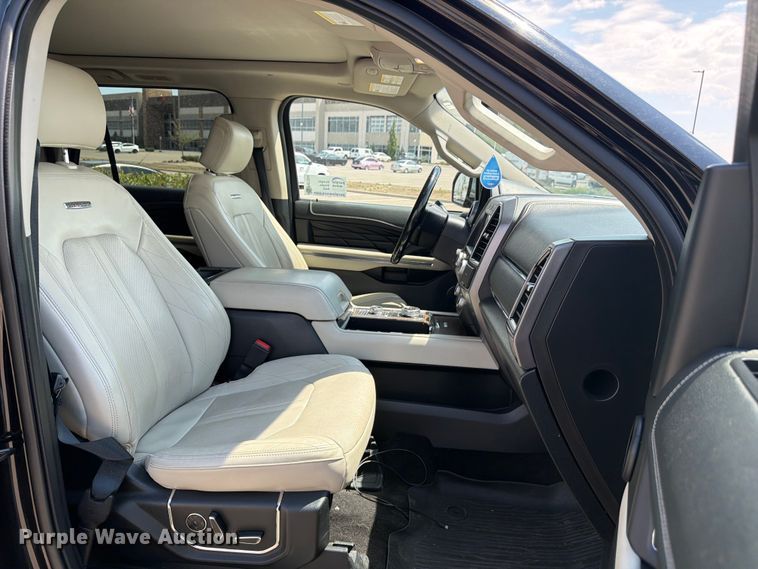 image for item FM7554 2018 Ford Expedition SUV