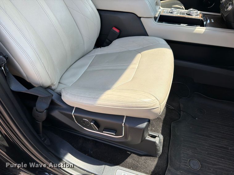 image for item FM7554 2018 Ford Expedition SUV