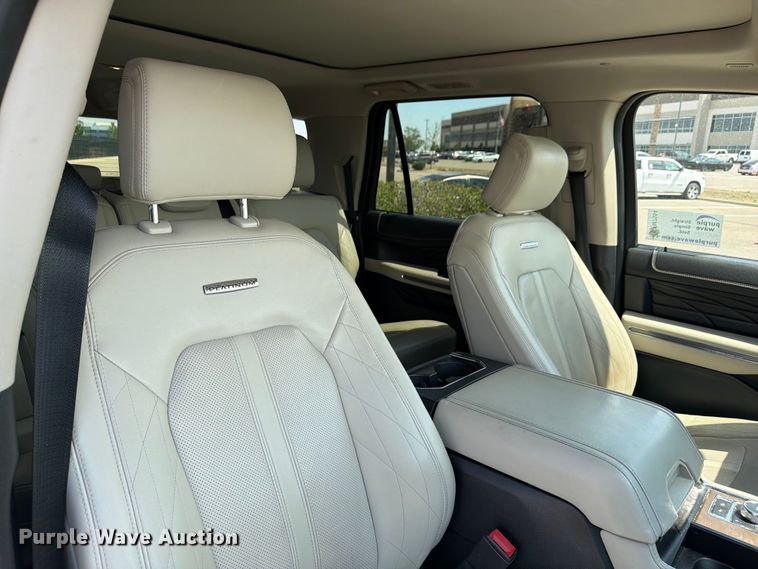 image for item FM7554 2018 Ford Expedition SUV
