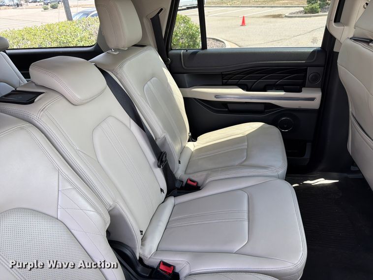 image for item FM7554 2018 Ford Expedition SUV
