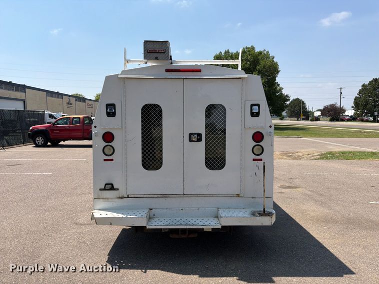 image for item FM7555 2016 Ford E350 Super Duty utility van