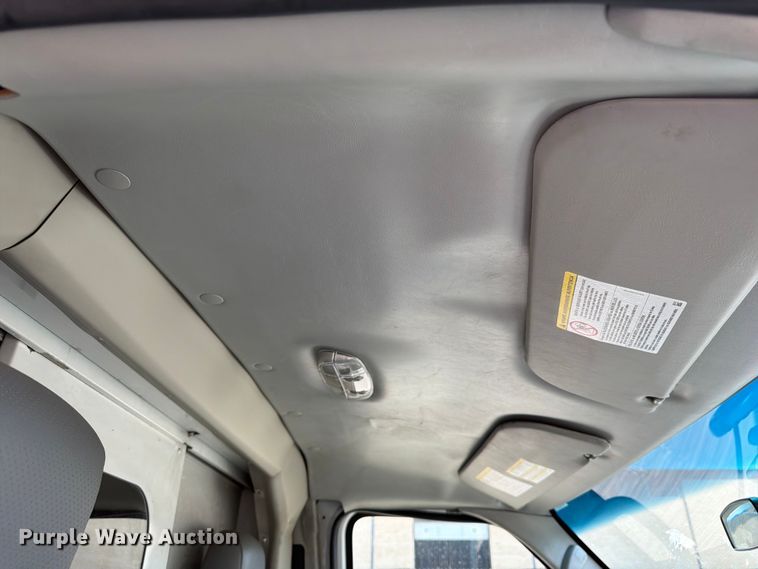 image for item FM7555 2016 Ford E350 Super Duty utility van