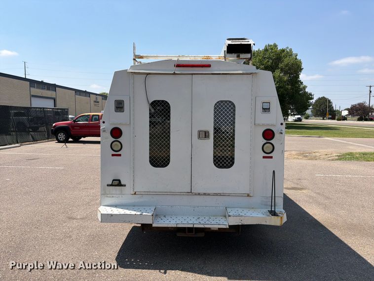 image for item FM7556 2014 Ford E350 Super Duty utility van
