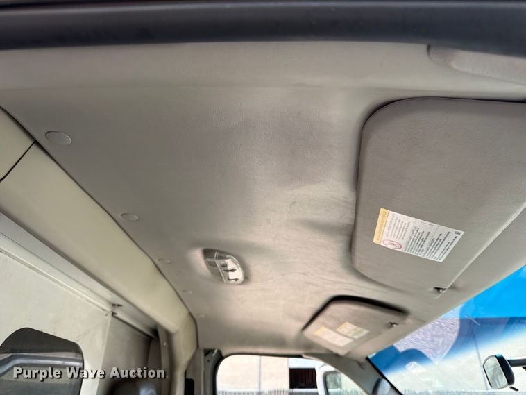 image for item FM7556 2014 Ford E350 Super Duty utility van