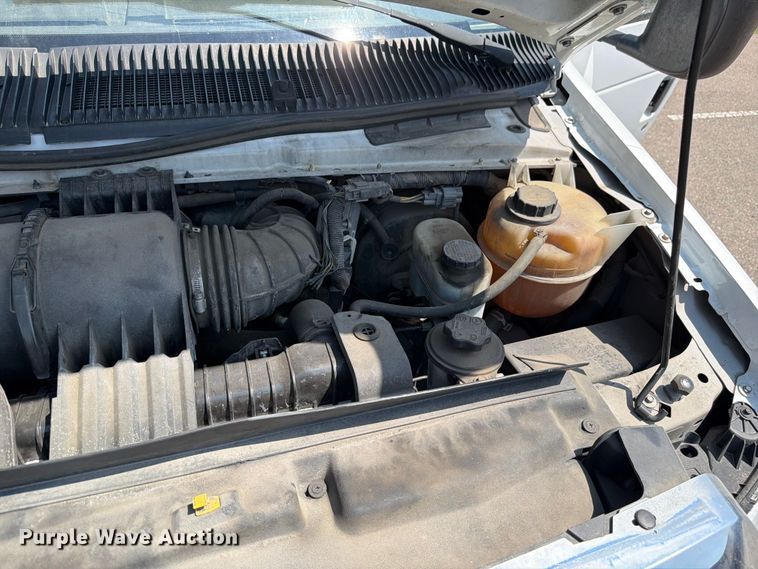 image for item FM7556 2014 Ford E350 Super Duty utility van