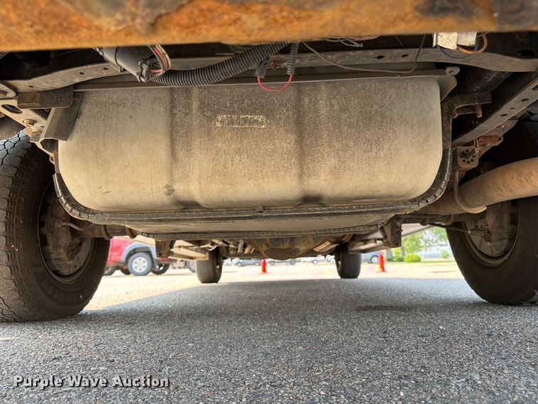 image for item FM7556 2014 Ford E350 Super Duty utility van