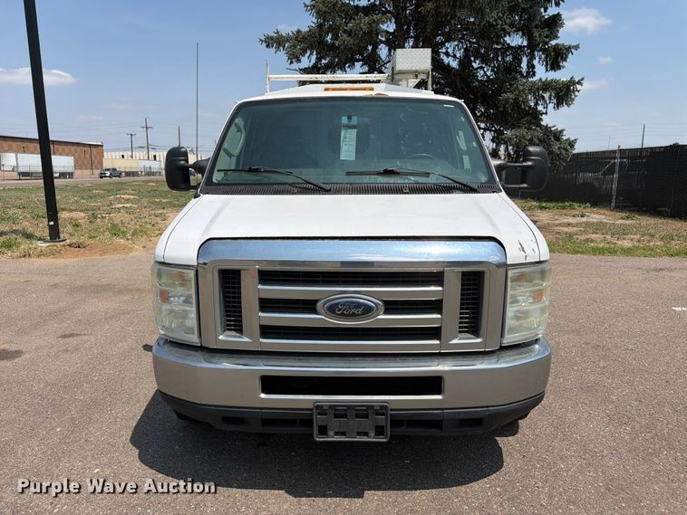 image for item FM7557 2012 Ford E350 Super Duty utility van