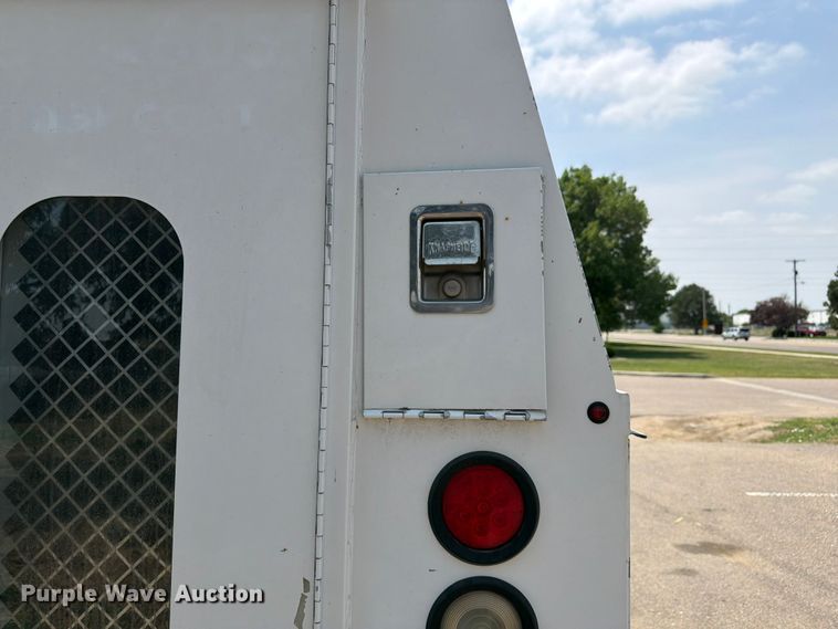 image for item FM7557 2012 Ford E350 Super Duty utility van