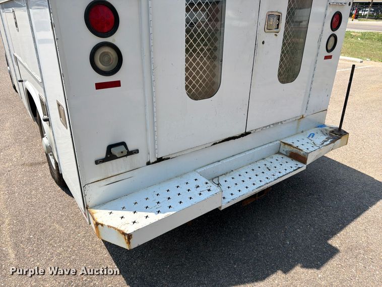 image for item FM7557 2012 Ford E350 Super Duty utility van