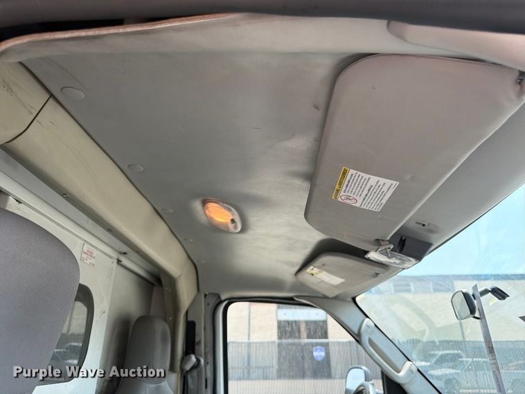 image for item FM7557 2012 Ford E350 Super Duty utility van