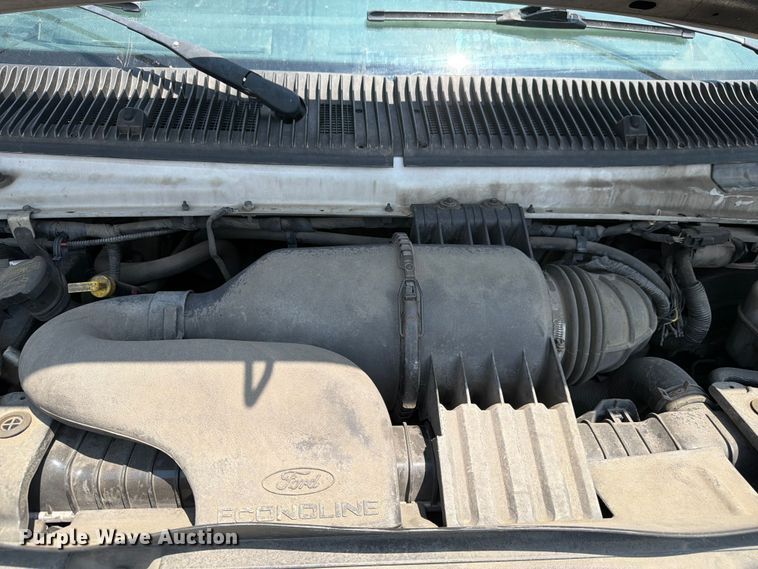 image for item FM7557 2012 Ford E350 Super Duty utility van