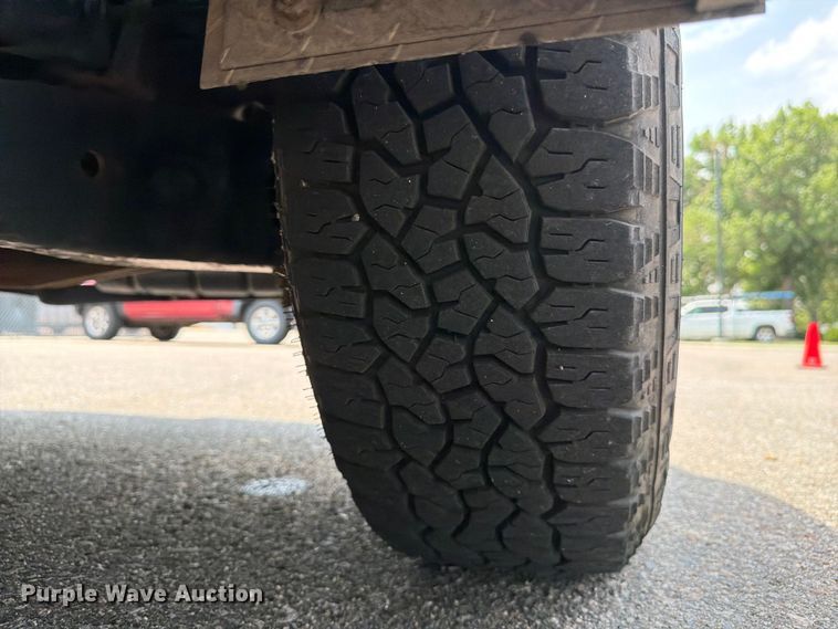 image for item FM7557 2012 Ford E350 Super Duty utility van