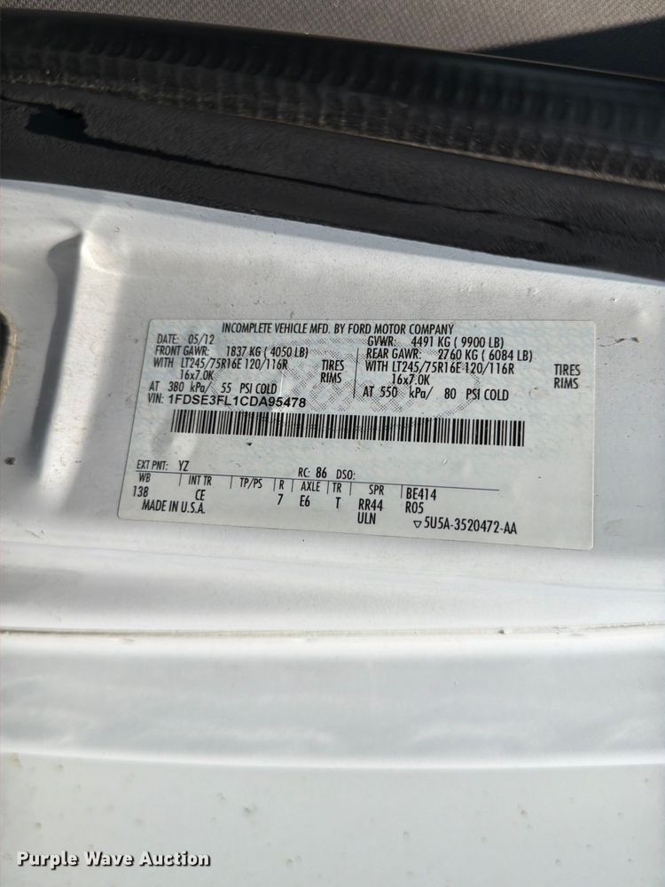 image for item FM7557 2012 Ford E350 Super Duty utility van