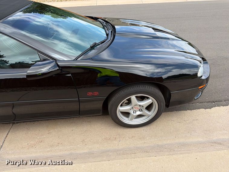 image for item FM7561 1999 Chevrolet Camaro SS convertible