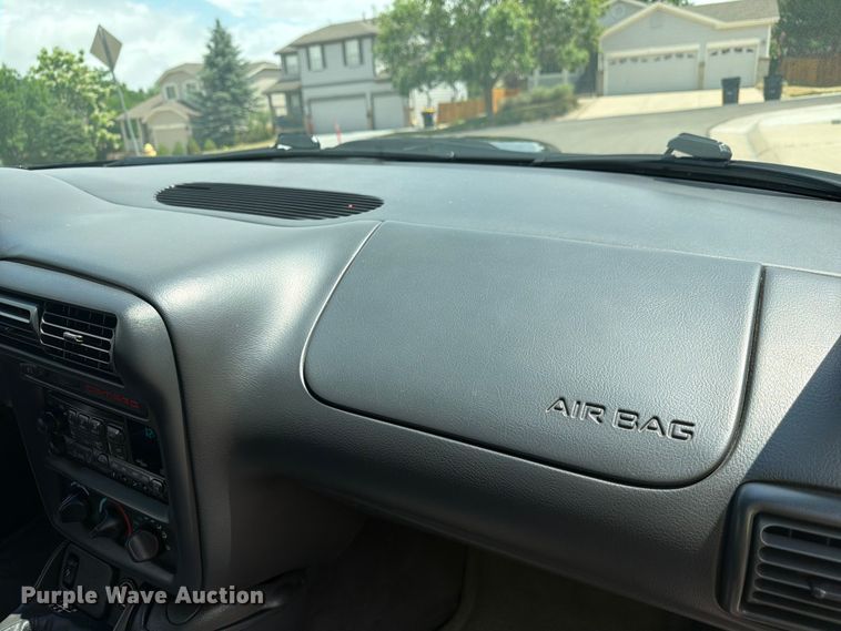 image for item FM7561 1999 Chevrolet Camaro SS convertible