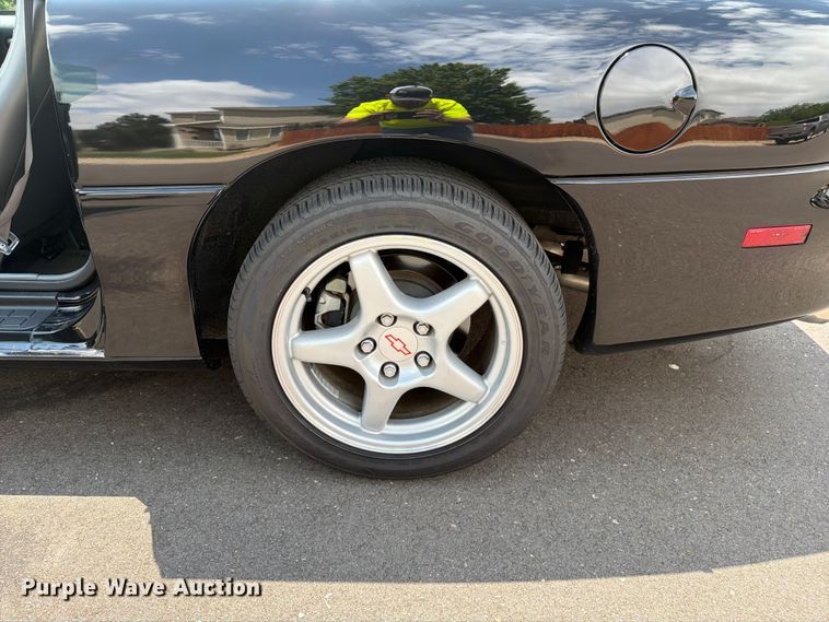 image for item FM7561 1999 Chevrolet Camaro SS convertible