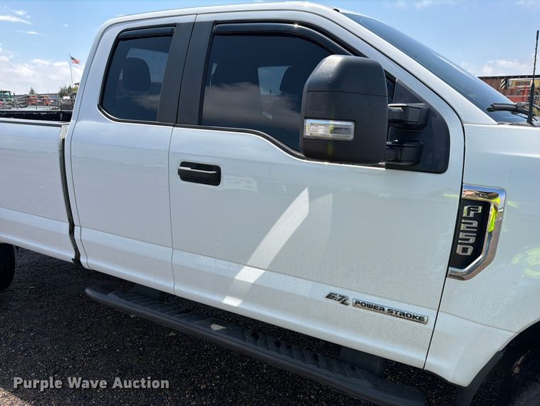 image for item FM7562 2017 Ford F250 Super Duty XL Ext. Cab pickup truck