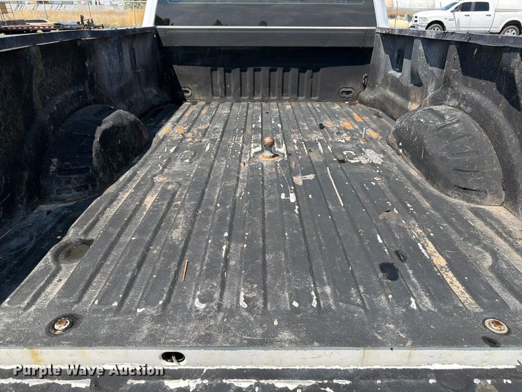 image for item FM7562 2017 Ford F250 Super Duty XL Ext. Cab pickup truck