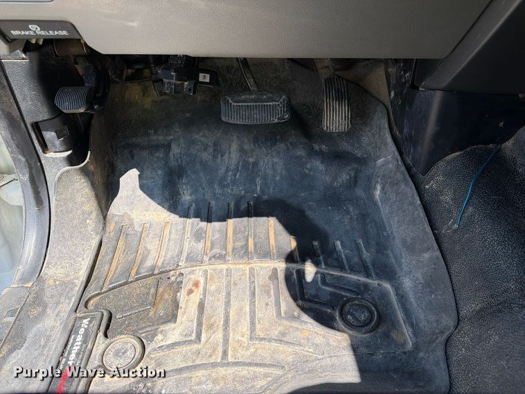 image for item FM7562 2017 Ford F250 Super Duty XL Ext. Cab pickup truck