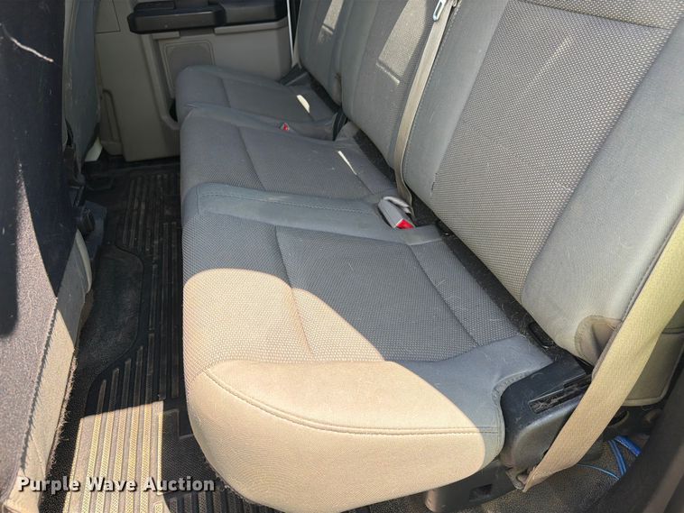 image for item FM7562 2017 Ford F250 Super Duty XL Ext. Cab pickup truck