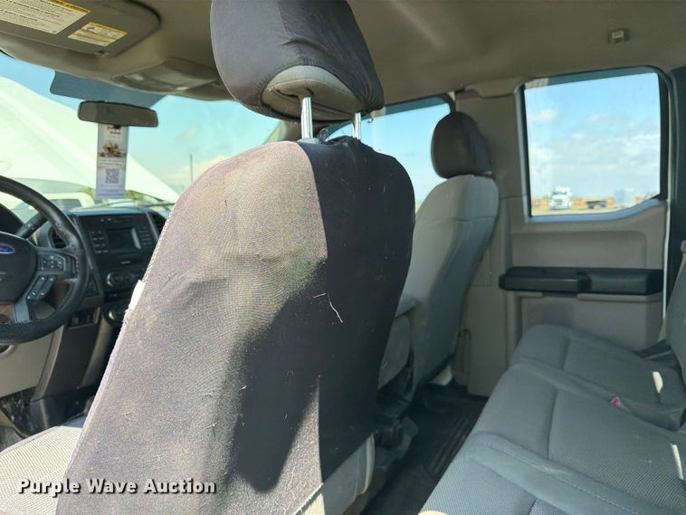 image for item FM7562 2017 Ford F250 Super Duty XL Ext. Cab pickup truck