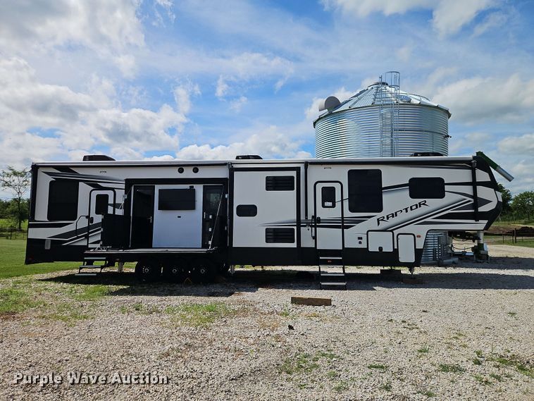image for item FN5717 2021 Keystone Raptor 429 toy hauler camper