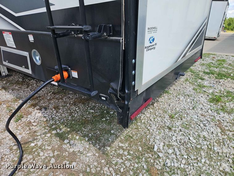 image for item FN5717 2021 Keystone Raptor 429 toy hauler camper