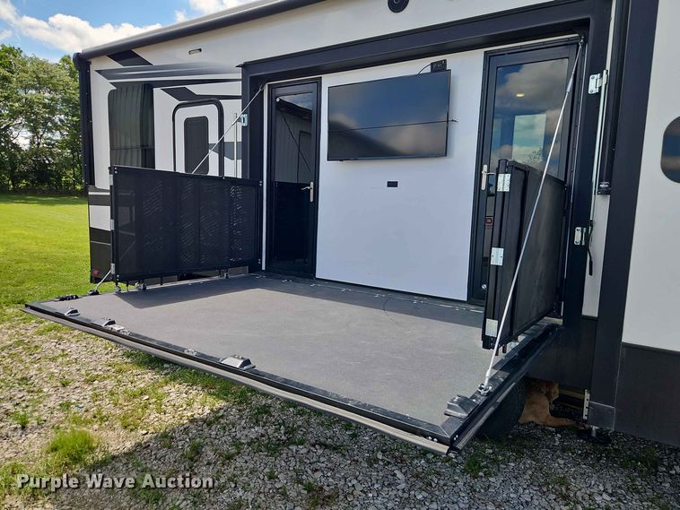 image for item FN5717 2021 Keystone Raptor 429 toy hauler camper