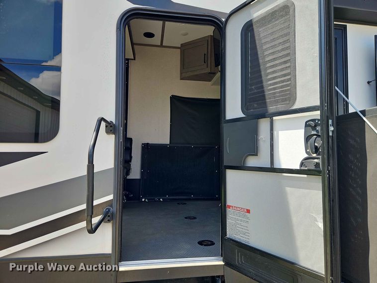 image for item FN5717 2021 Keystone Raptor 429 toy hauler camper
