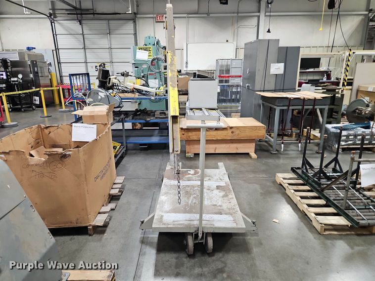 image for item FN5720 Bernard 2710 welding cart