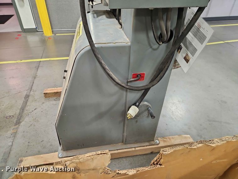 image for item FN5721 DoAll DBW-15 contour machine